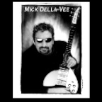 Mick Della-Vee_8922_2x2