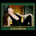 Laura-17a_2x2